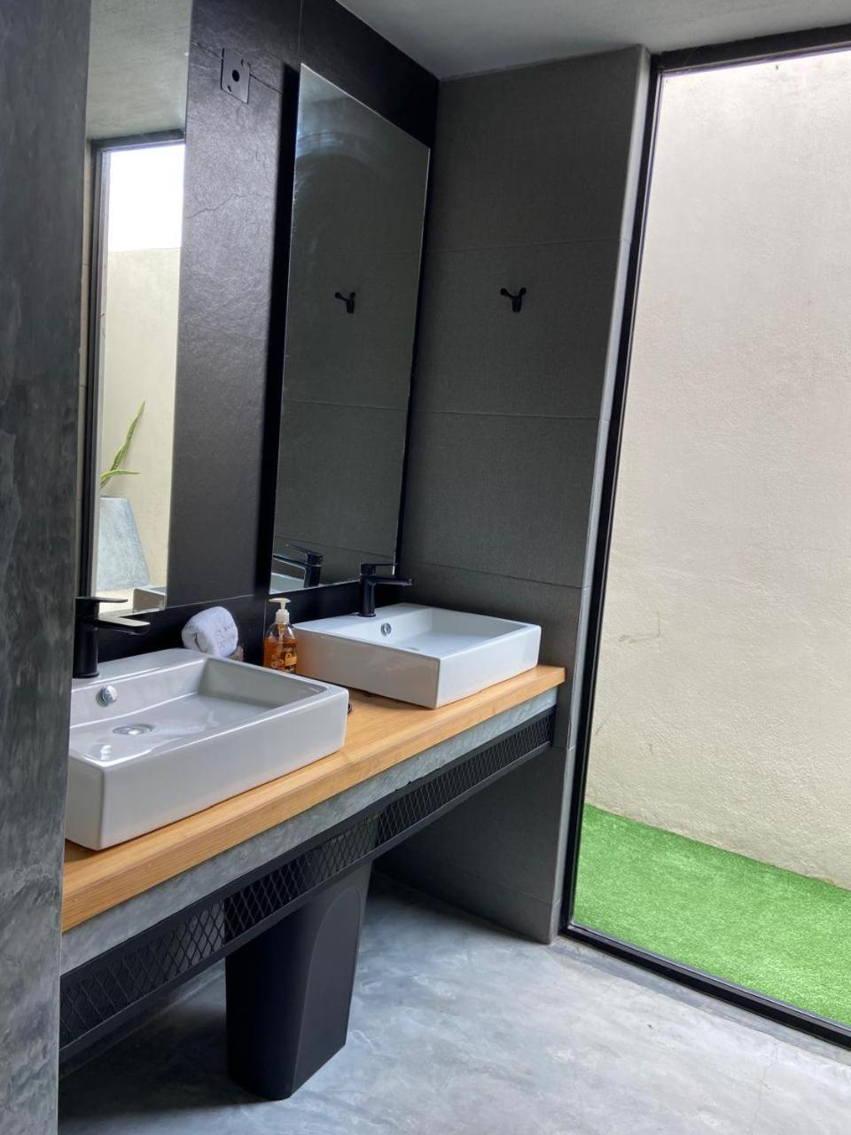 Hotel Aeropuerto Tuxtla Gutierrez Ernesto Garcia 恰帕德科尔索 外观 照片